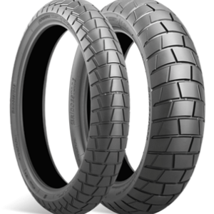 Continental . Deze voor- en achterband is geschikt voor adventure & trial motoren.