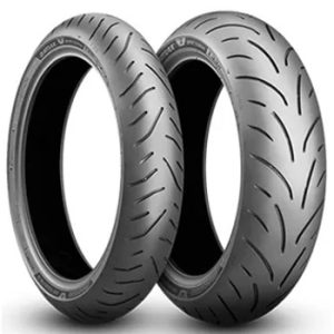 Continental . Deze voor- en achterband is geschikt voor touring motoren.